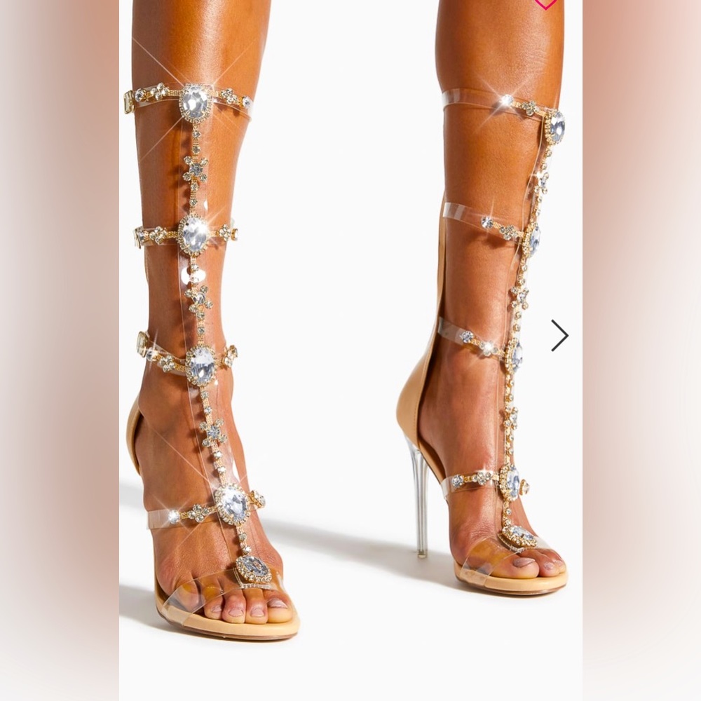 Size 8.5 Gladiator heeled sandals..